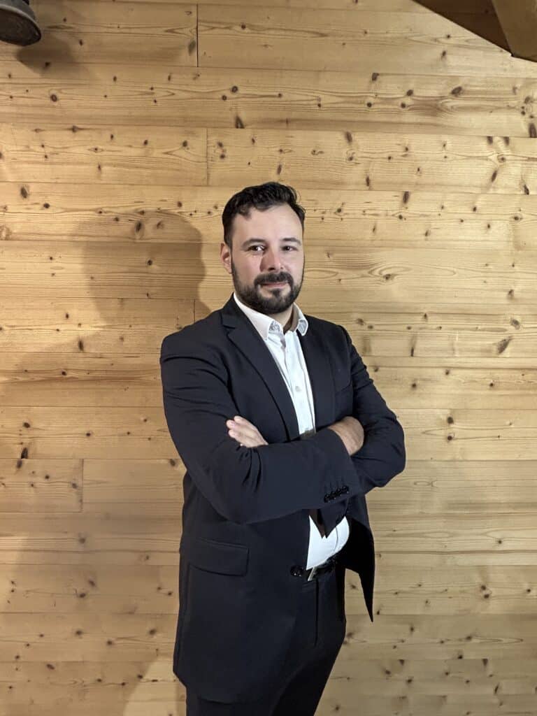 Alexandre COLY droite