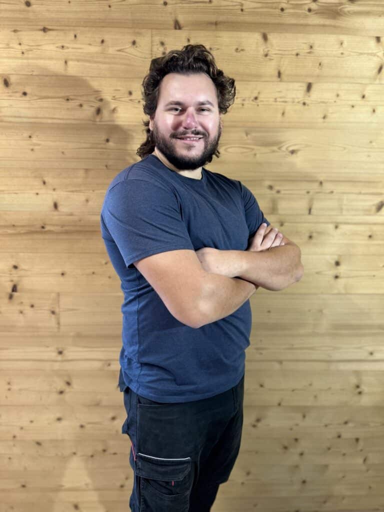 Anthony Charmot droite