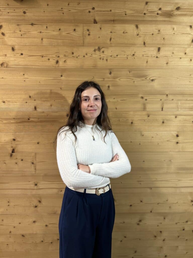 Céline Maire droite